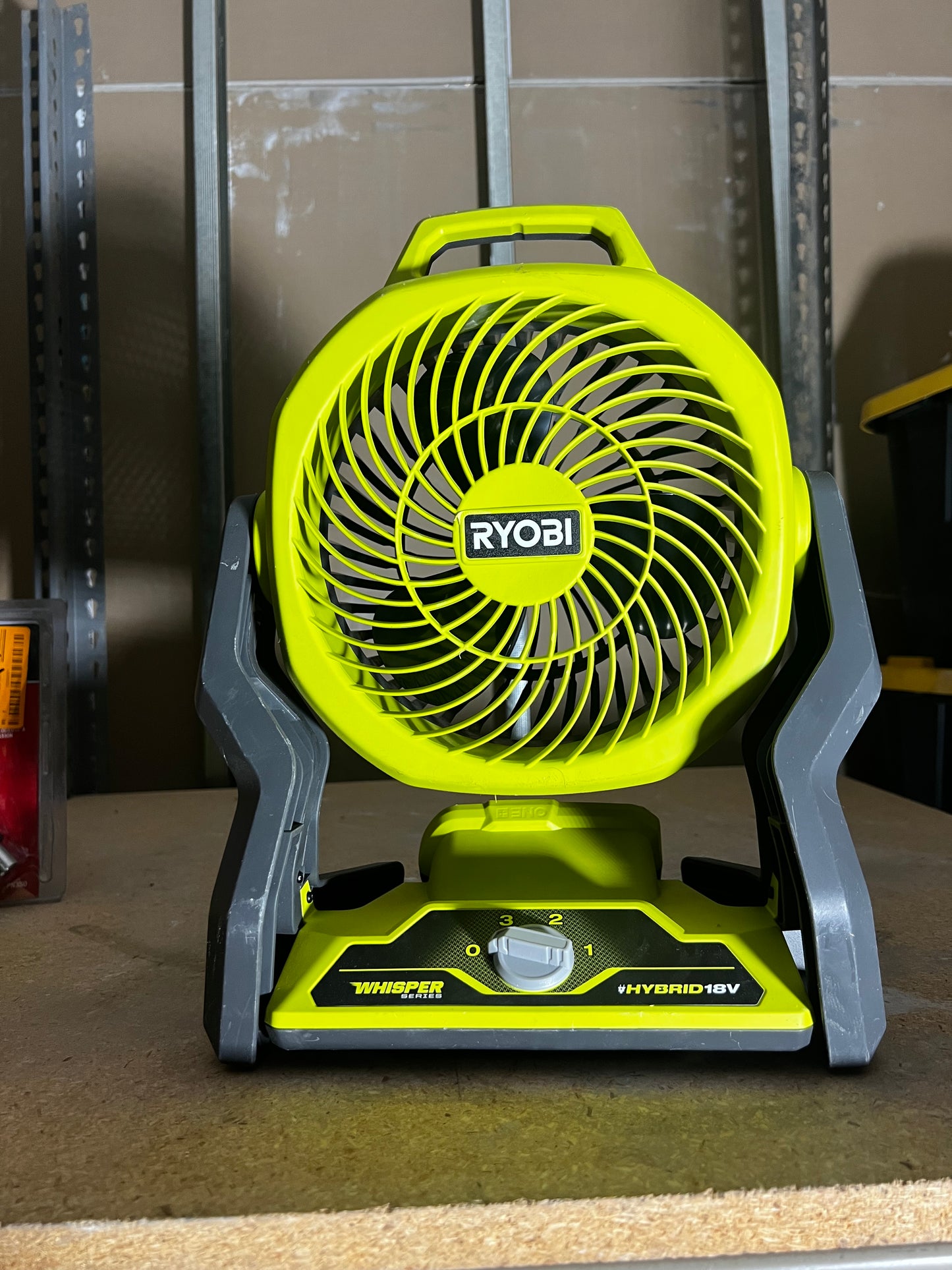 Abanico hibrido Ryobi 18V