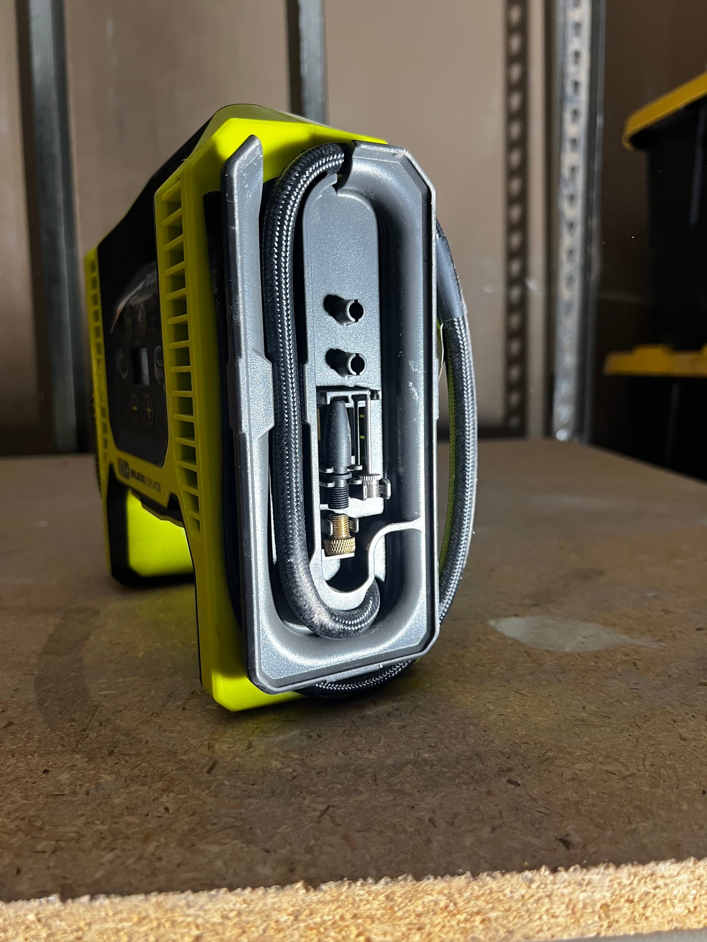 Inflador Ryobi 18V