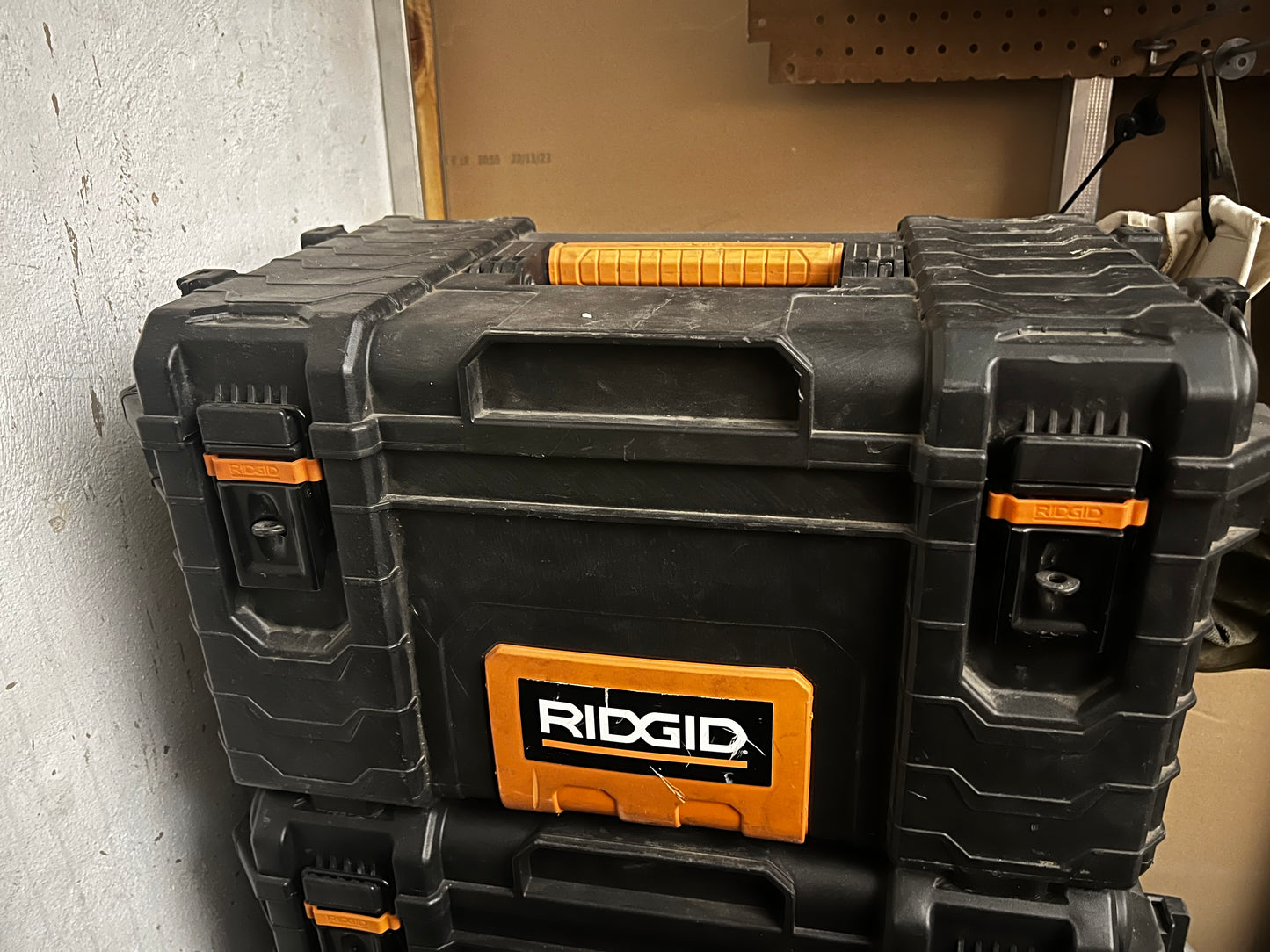 Caja de Herramienta Ridgid Mediana