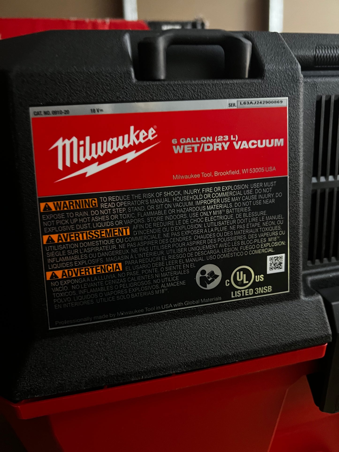 Aspiradora inalambrica Milwaukee M18