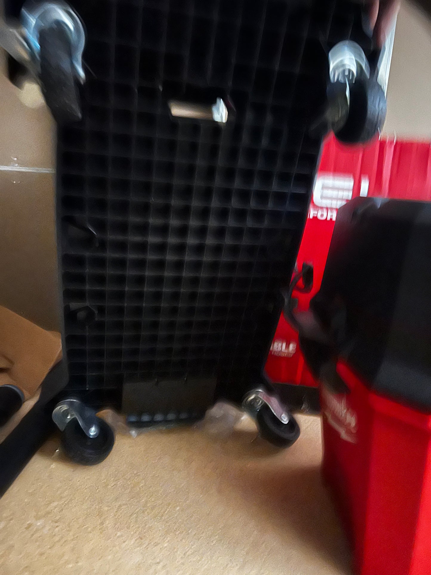 Aspiradora inalambrica Milwaukee M18