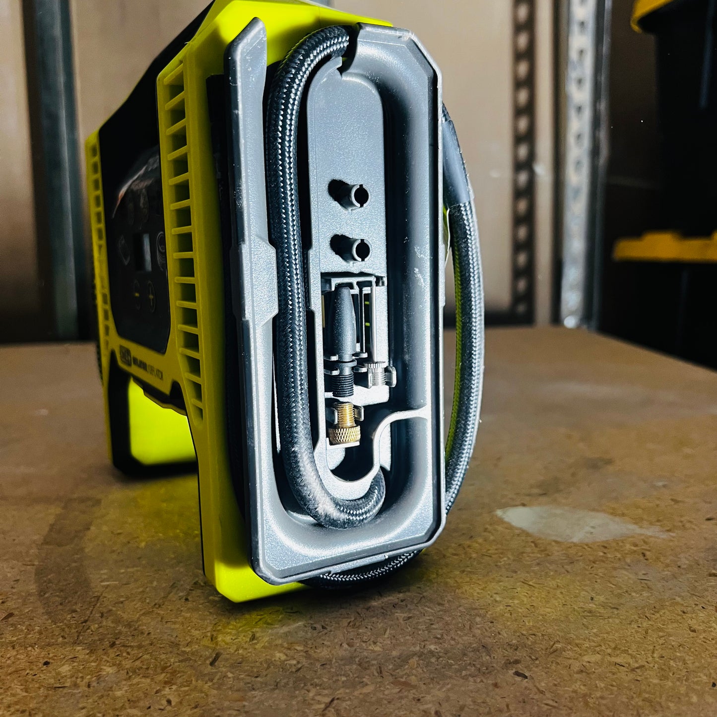 Inflador Ryobi 18V