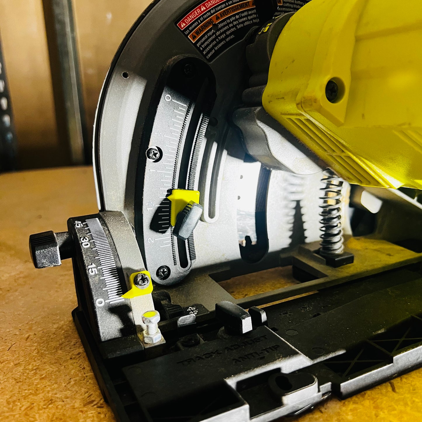 Sierra de Mano Ryobi 18V