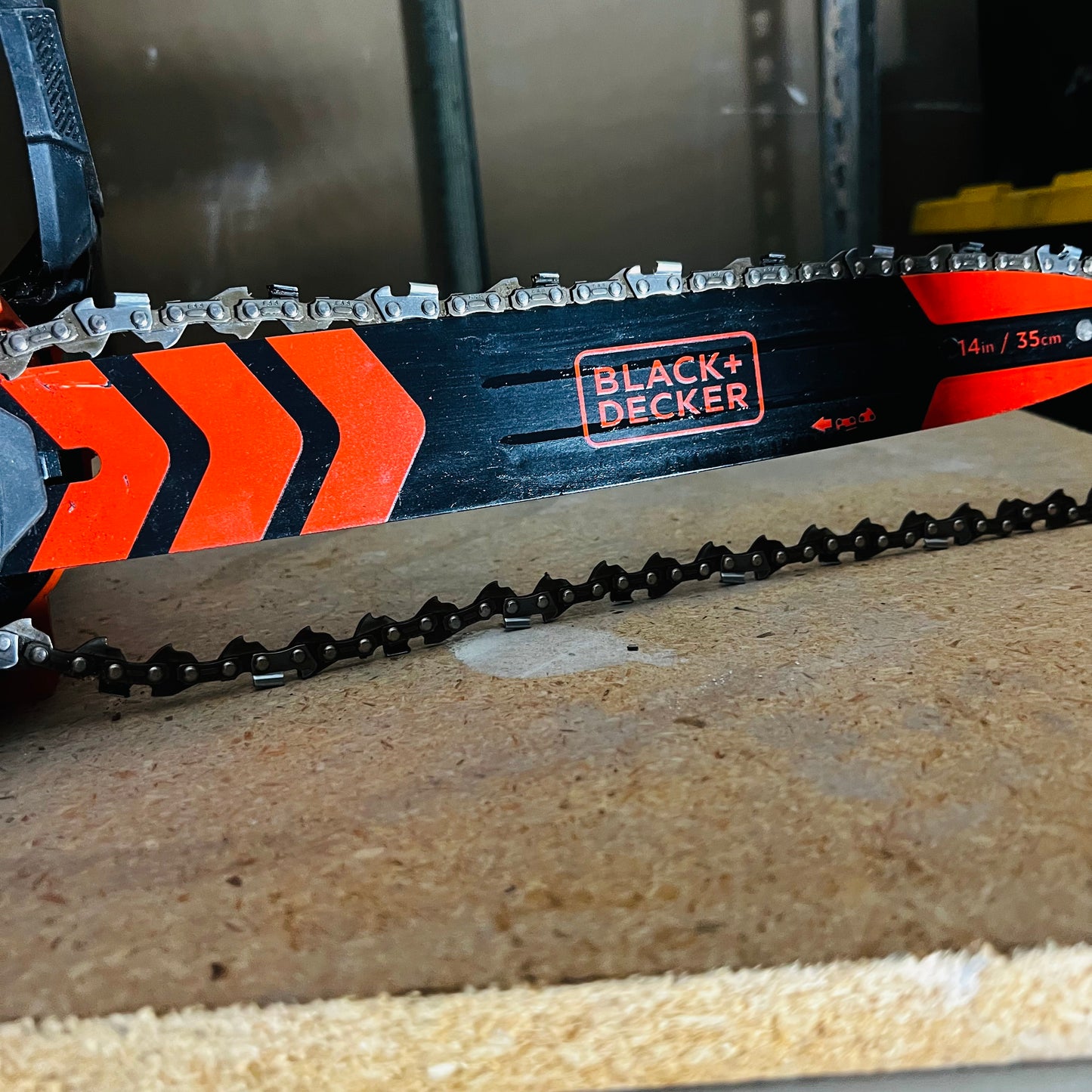 MotoSierra Electrica Black And Decker de 14 Pulgadas