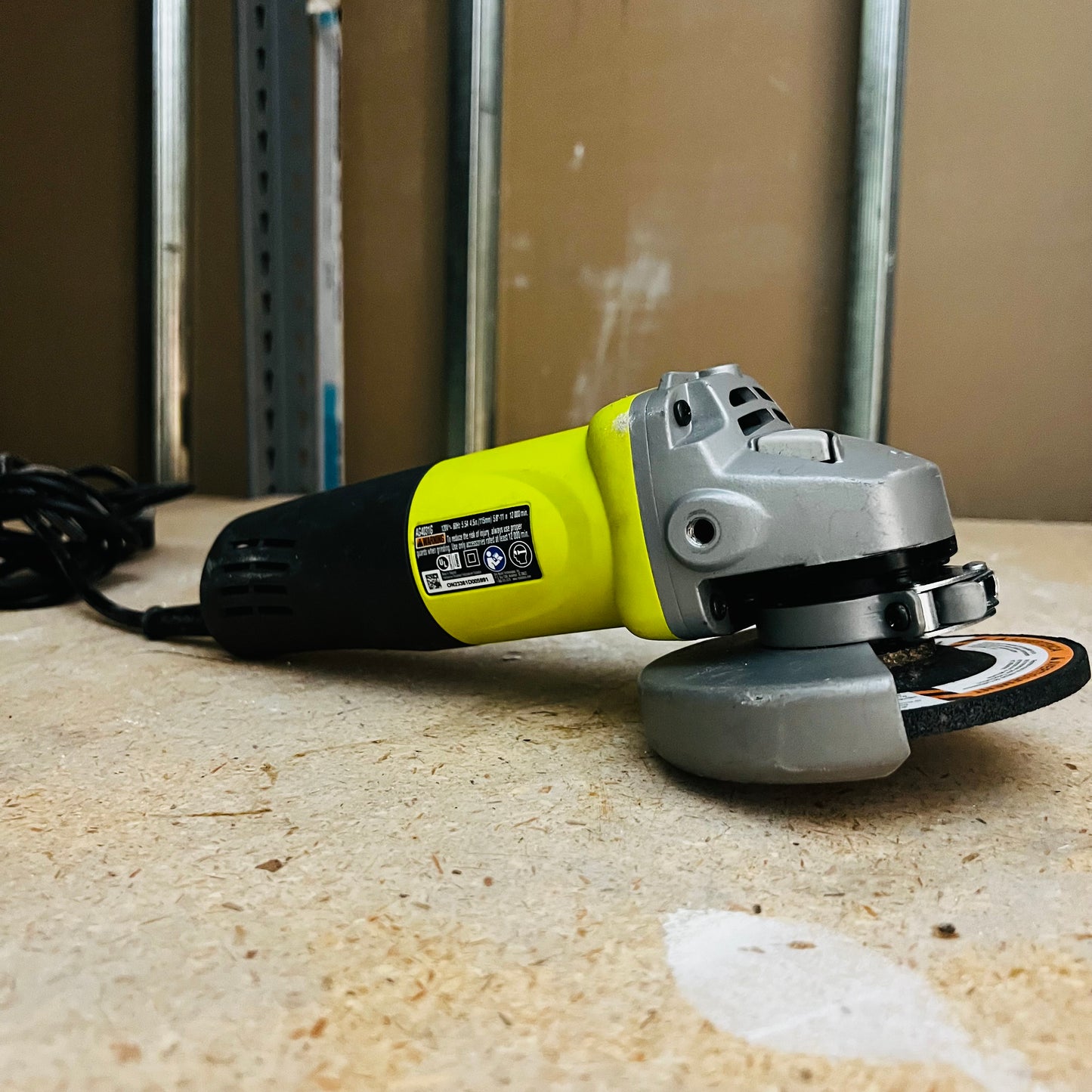 Esmeril Electrico Ryobi