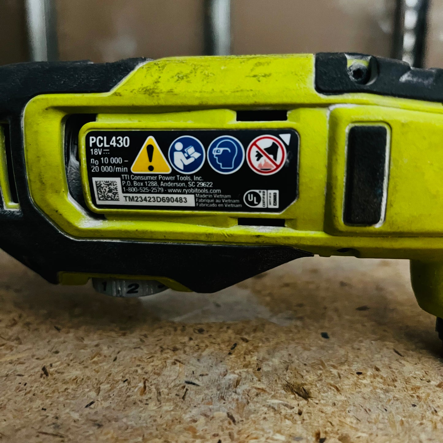 Multi Herramienta Osciladora Ryobi Usada