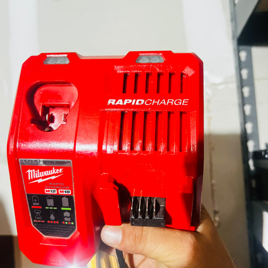 Cargador Rapido Milwaukee