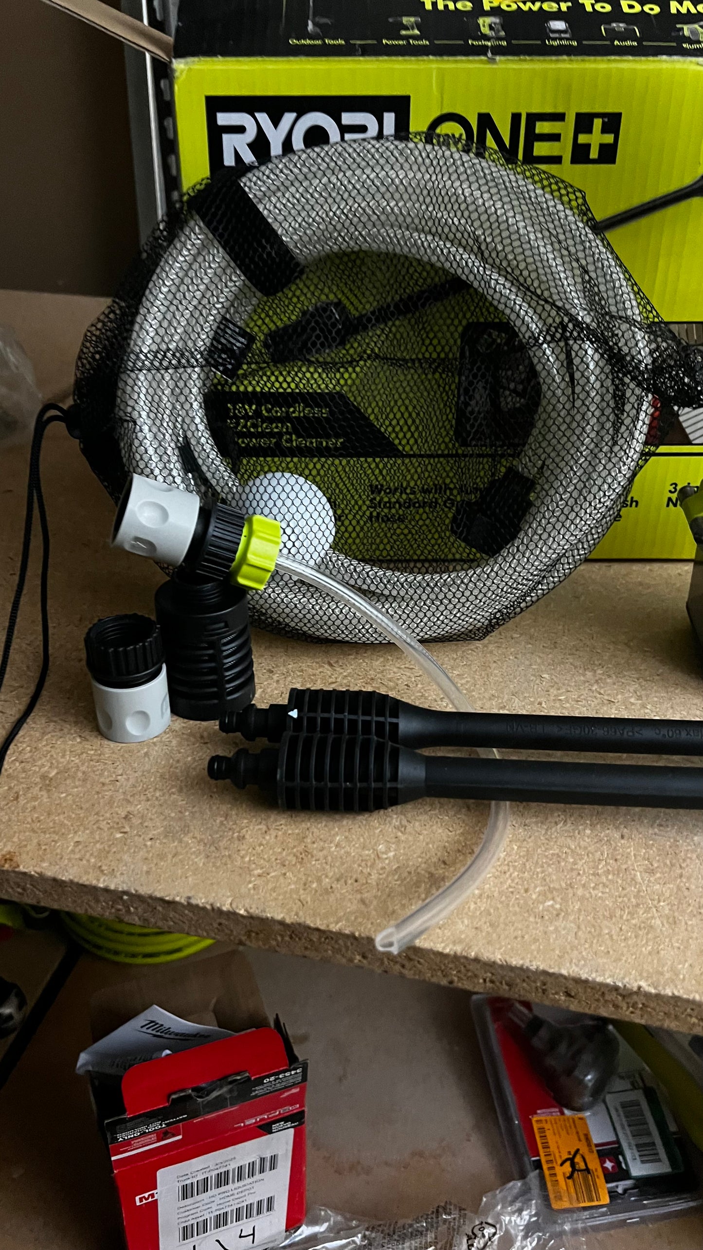 Hidrolavadora de 320 PSI Ryobi 18V