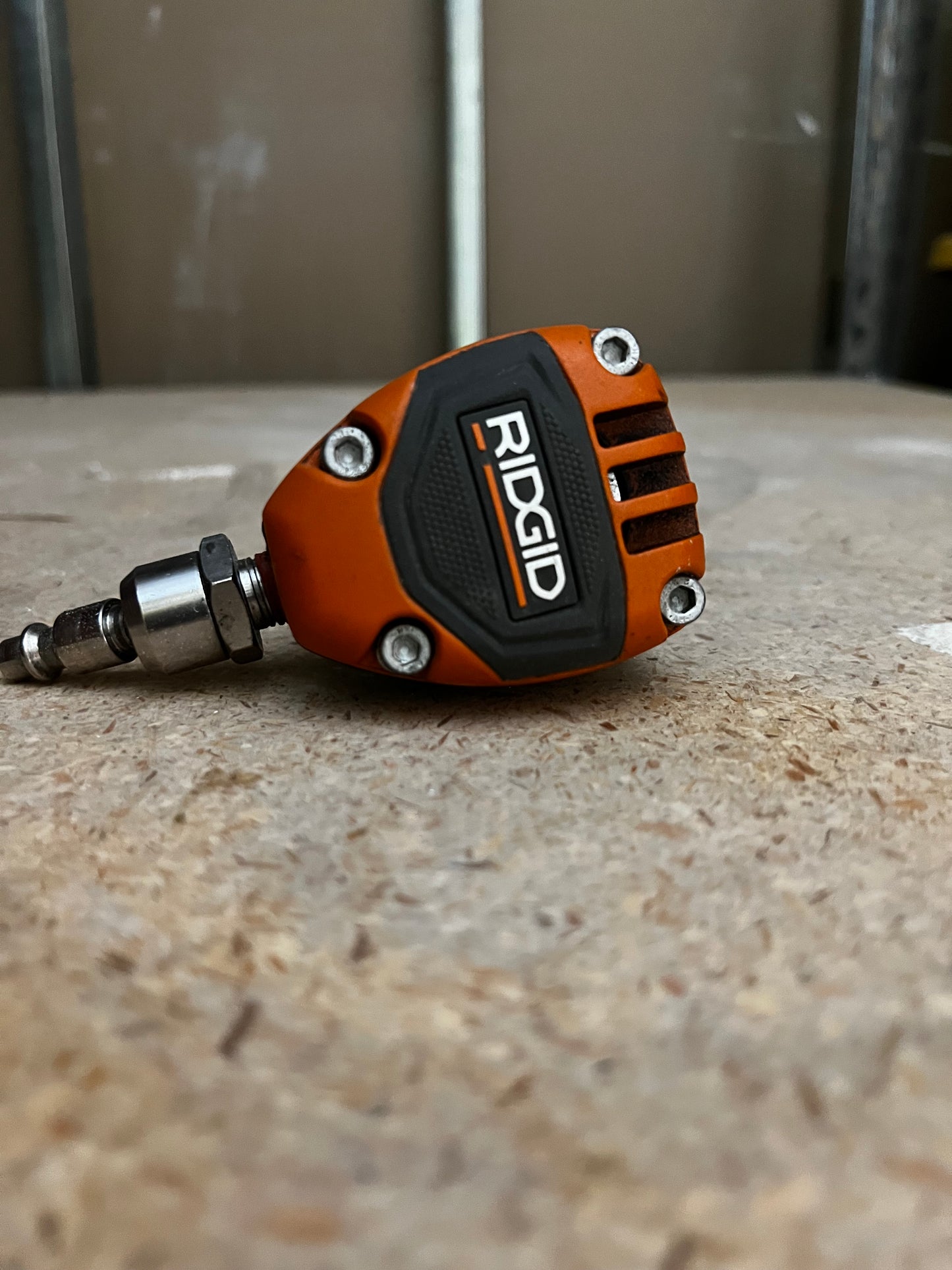 Clavadora de Mano Neumatica Ridgid