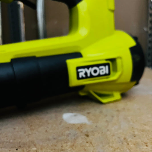 Sopladora Ryobi 18V